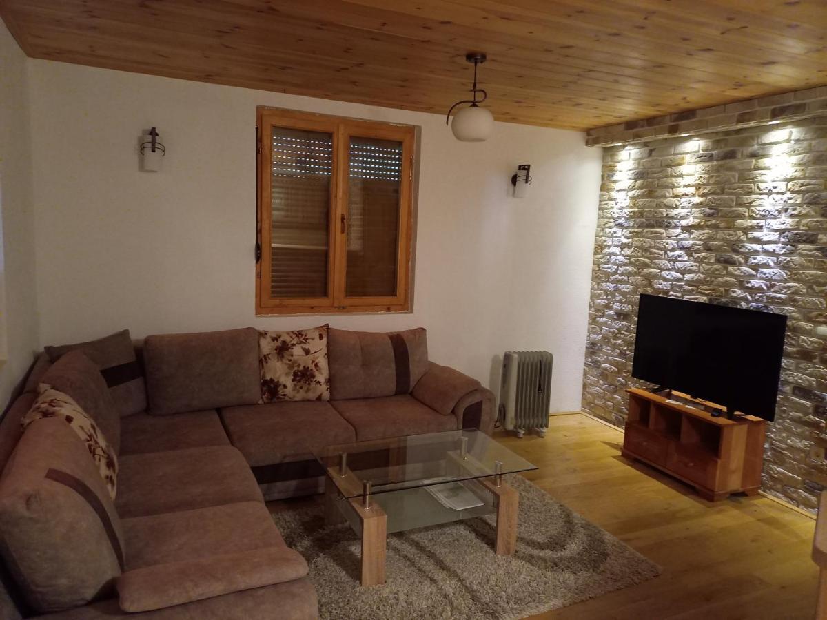 Vila Montana Dobrilovina Exteriör bild