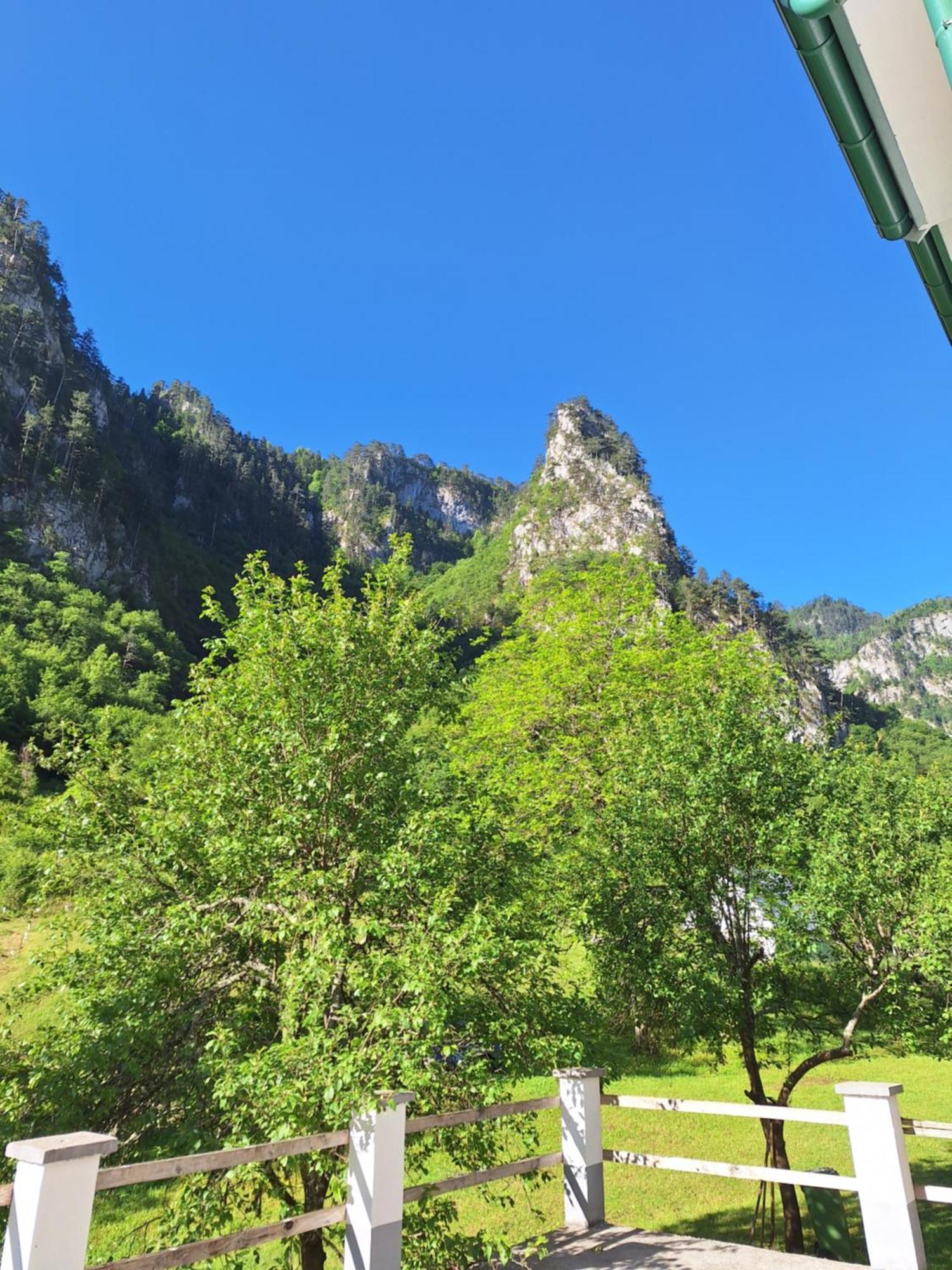 Vila Montana Dobrilovina Exteriör bild