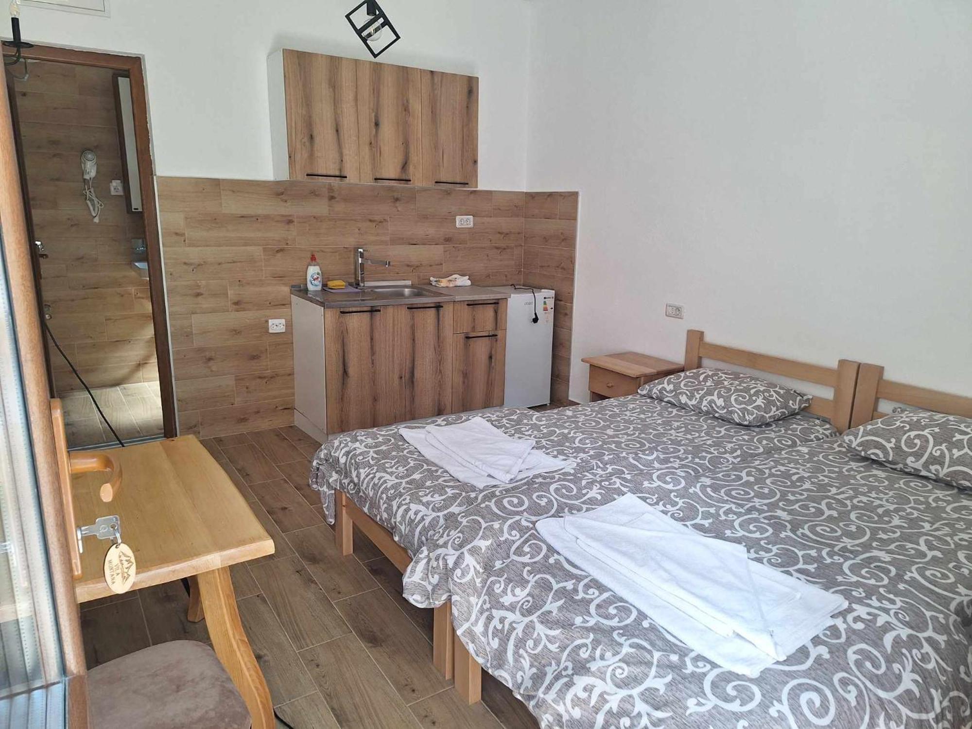 Vila Montana Dobrilovina Exteriör bild