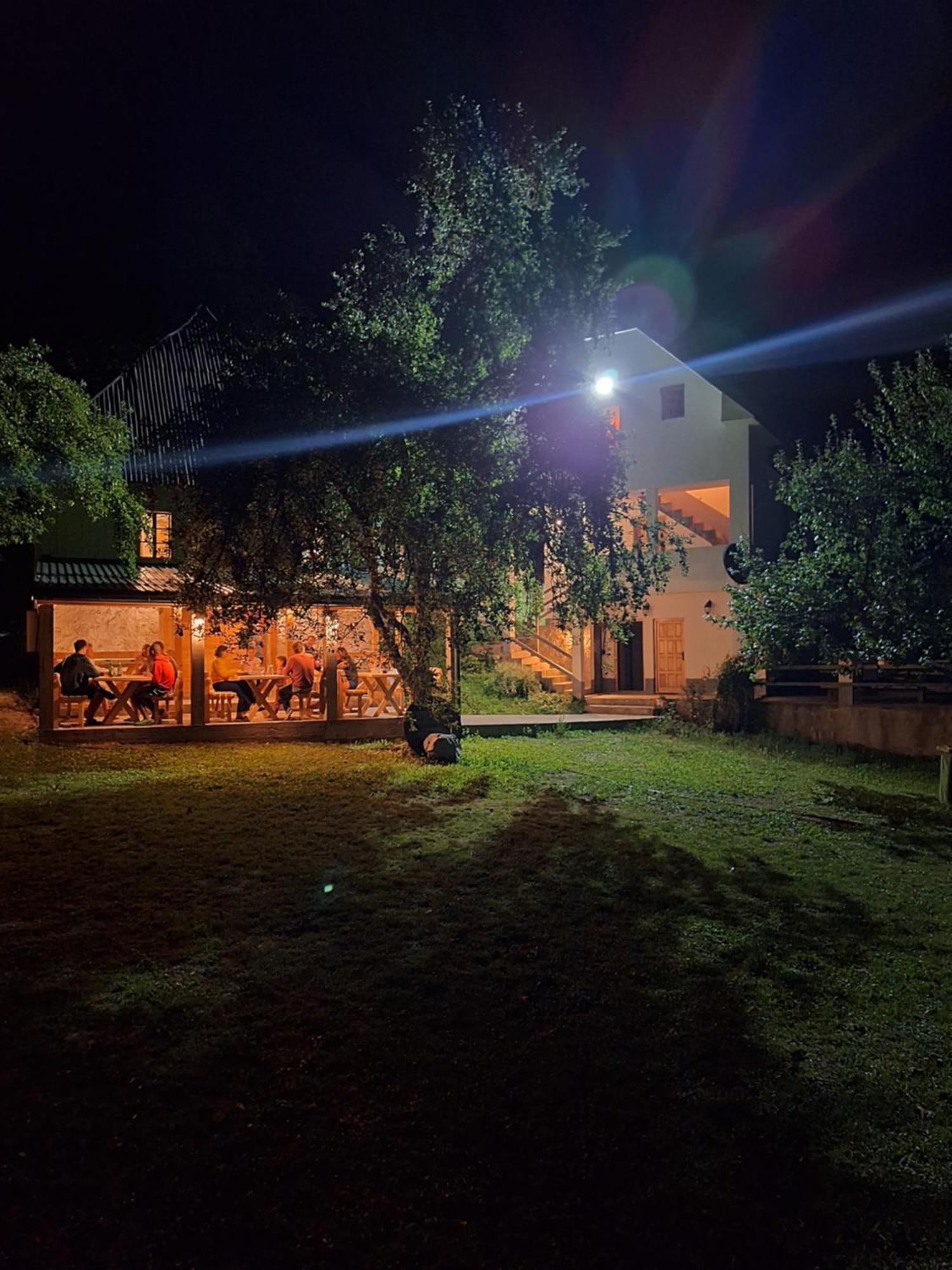 Vila Montana Dobrilovina Exteriör bild