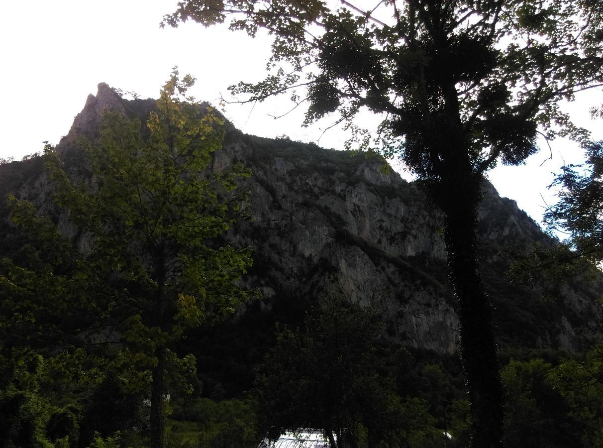 Vila Montana Dobrilovina Exteriör bild